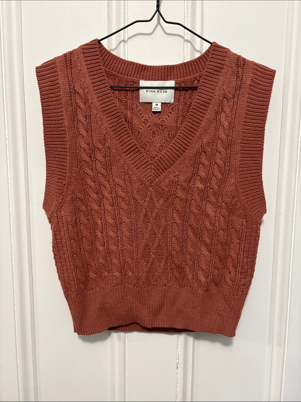 Pink Rose Cable Knit V-Neck Sweater Vest - Rust